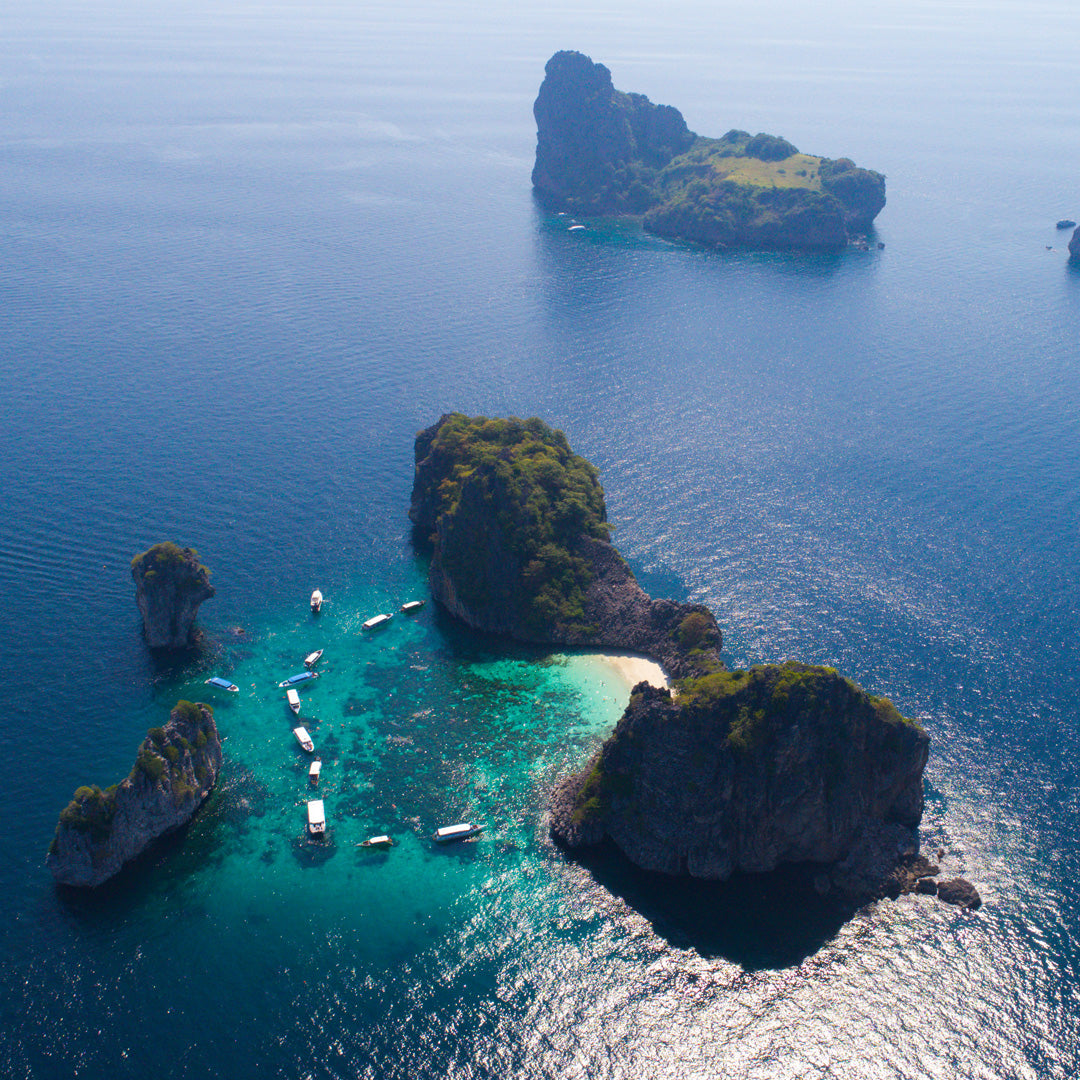 LIVEABOARD 11 days / 10 nights - Koh Haa, Hin Daeng & Hin Muang, Phi Phi, Similan, Koh Bon, Koh Tachai, Koh Surin & Richelieu Rock